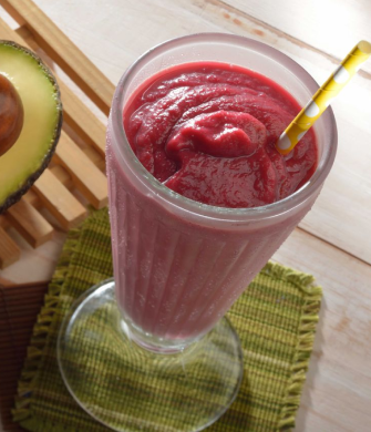 Avocado, Beet, and Pineapple Smoothie