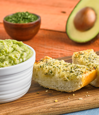 Avocado Dip with Garlic Bread