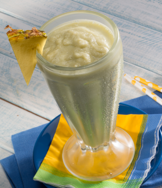 Avocado and Pineapple Smoothie