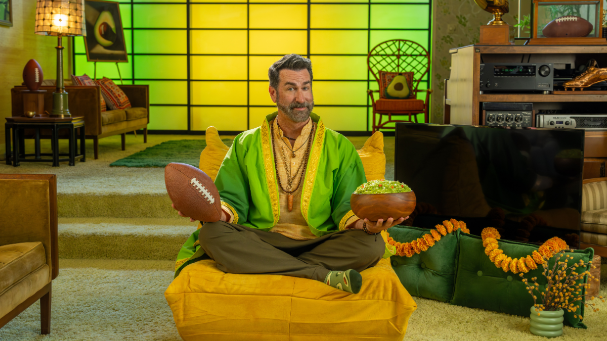 Rob Riggle Is the Guac Guru In Avocados From Mexico's AI-Powered Super Bowl Play