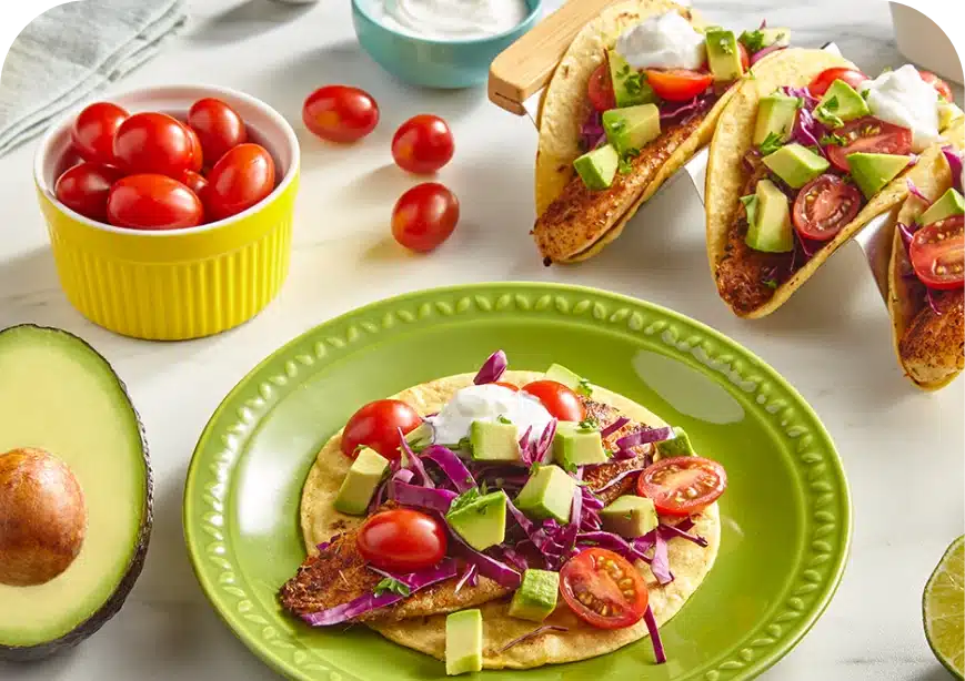 Pescado Con Aderezo De Yogurt y Aguacate